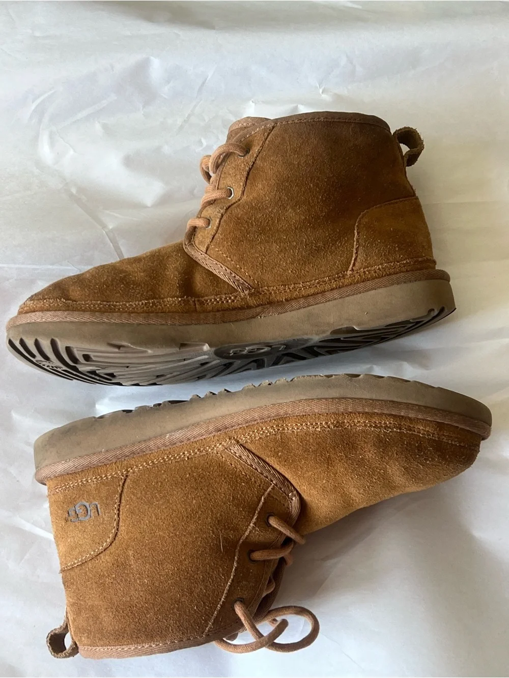 UGG Men’s Suede Chukka Boot - Chestnut Tan